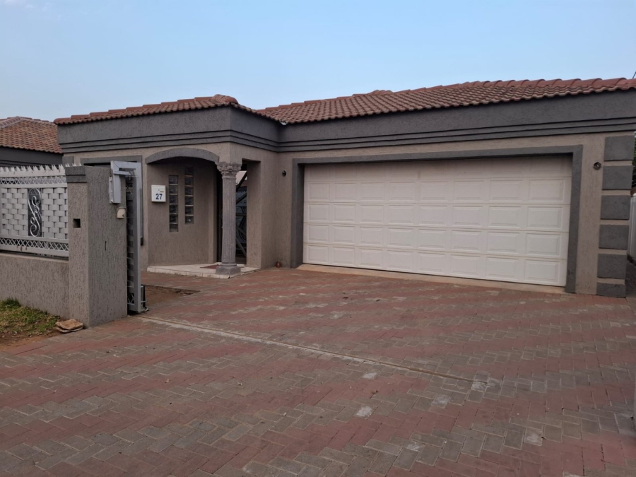 3 Bedroom Property for Sale in Mandela View Free State